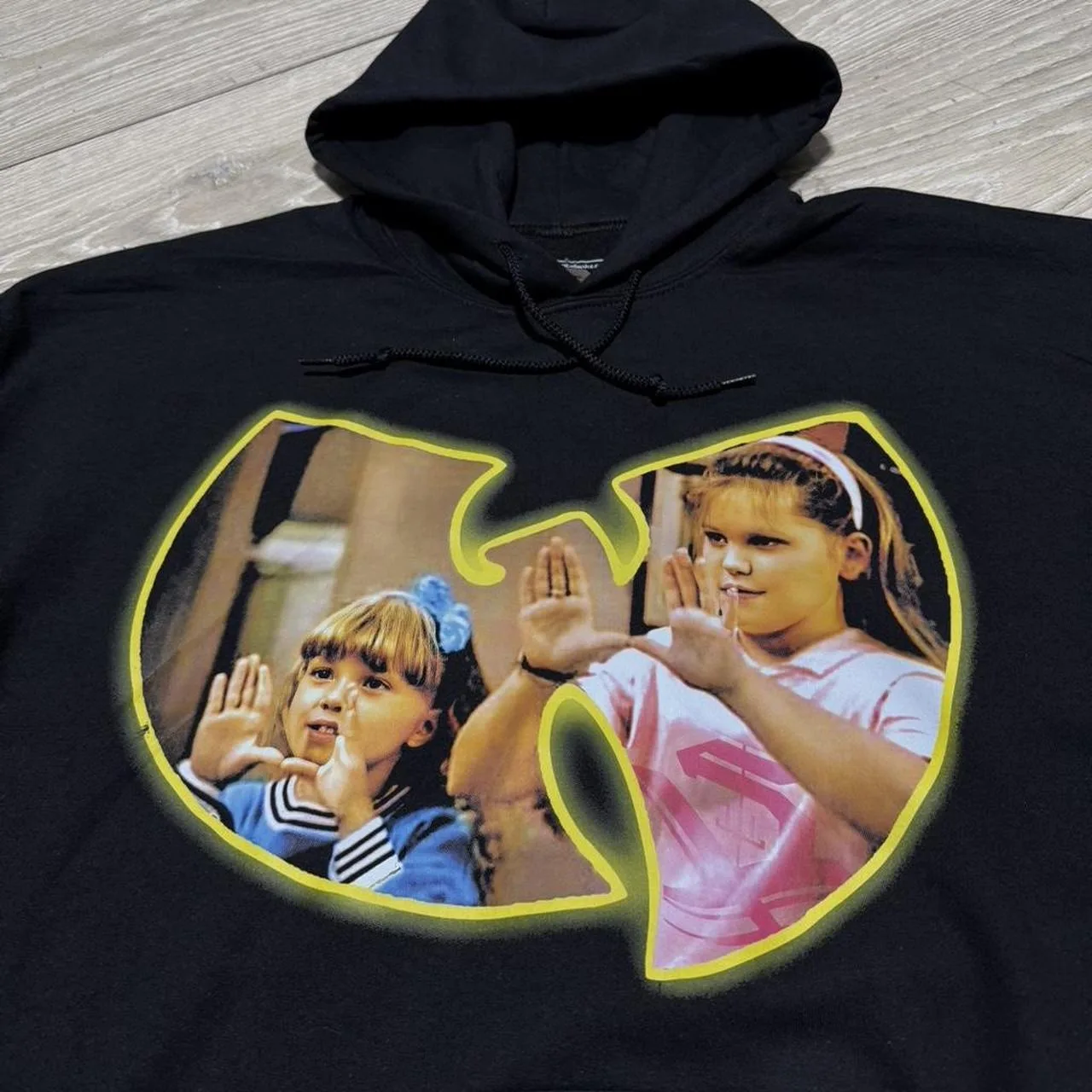 Wu Wear Men's Black Hoodie