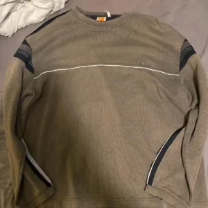 Sideout Men's Brown and Khaki Jumper