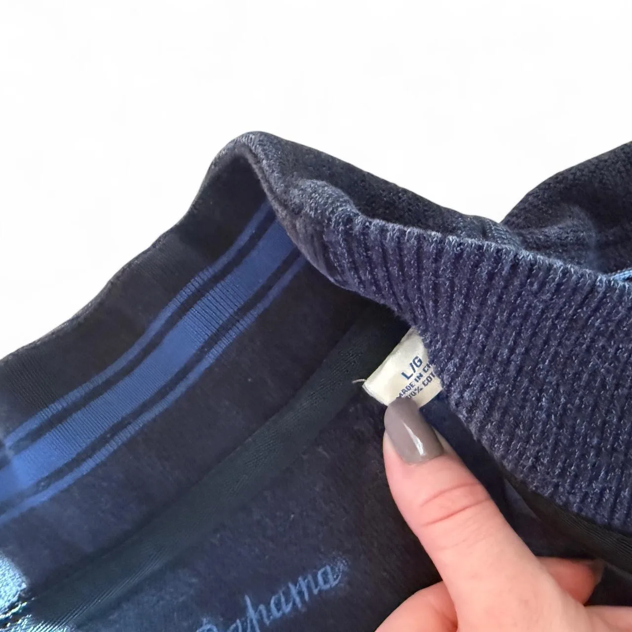 Tommy Bahama Men's Navy and Black Jumper - Image 4