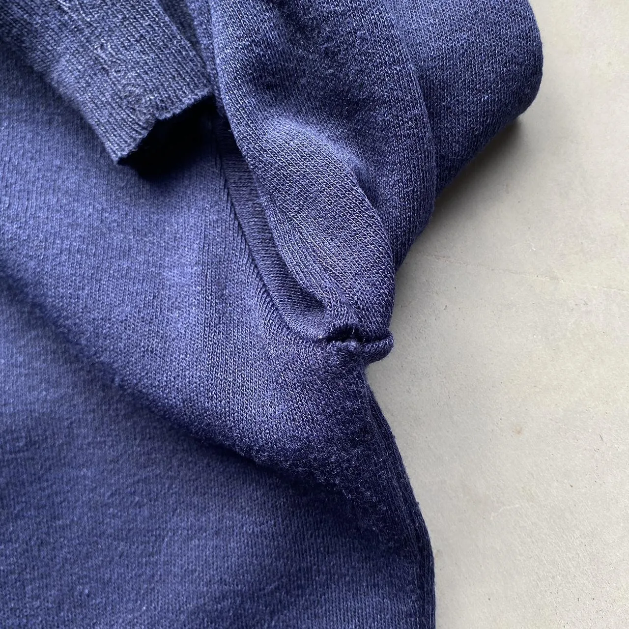 L.L.Bean Men's Navy and Green Jumper - Image 7