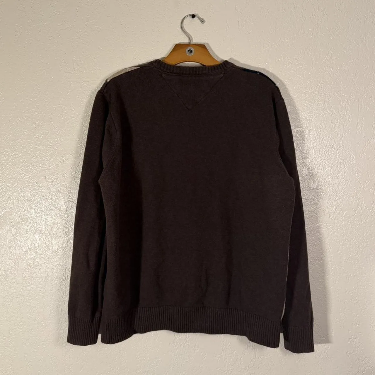 Tommy Hilfiger Men's Brown and Navy Jumper - Image 5