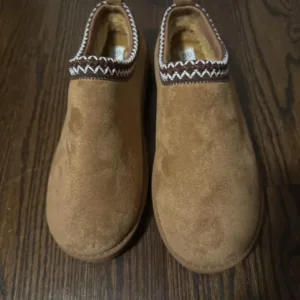 Men's Tan and Brown Loafers