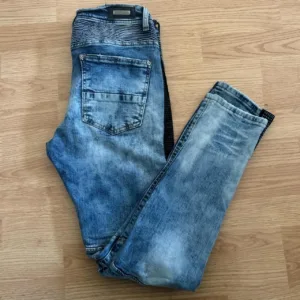 Men's Blue Jeans