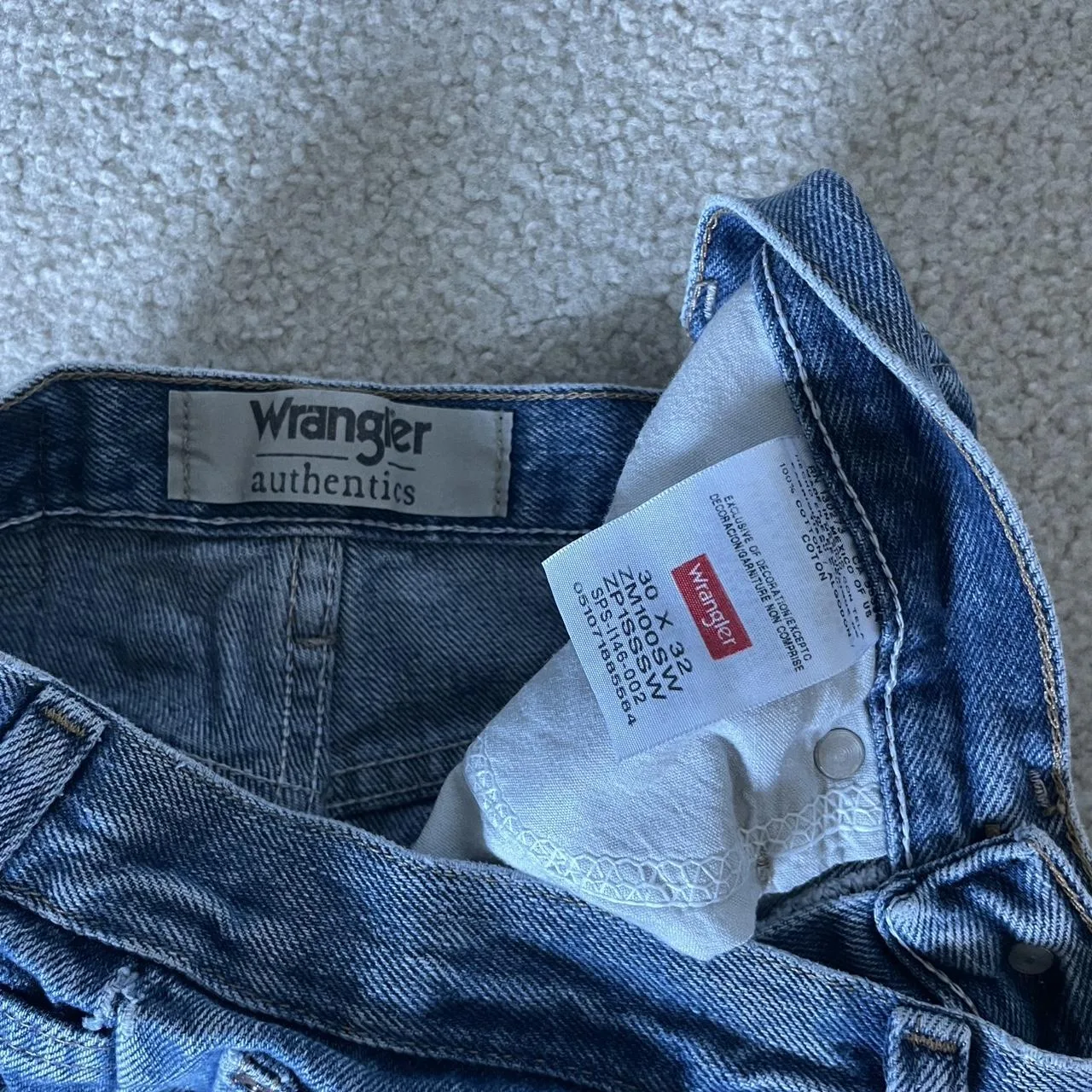 Wrangler Men's Blue and Navy Jeans - Image 3
