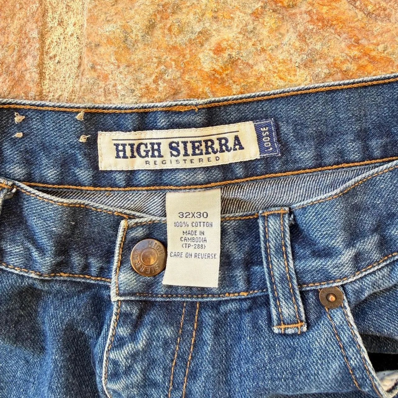 High Sierra Men's Blue and Navy Jeans - Image 4
