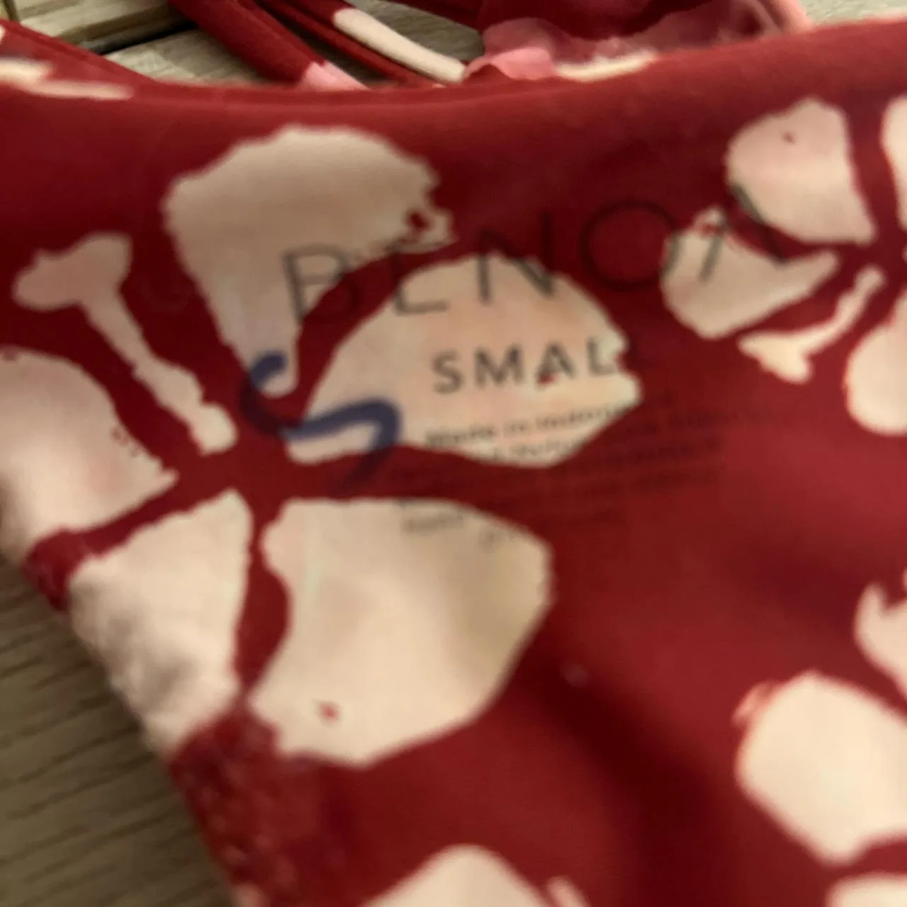 Benoa Swim Women's Red and Pink Suit - Image 3