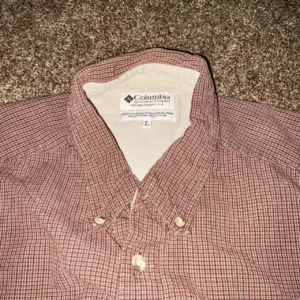 Columbia Sportswear Men's Brown and Purple Shirt