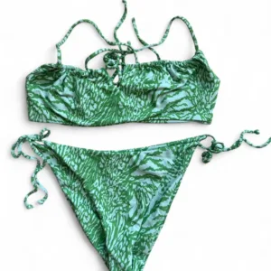 Skatie Women's Green Suit