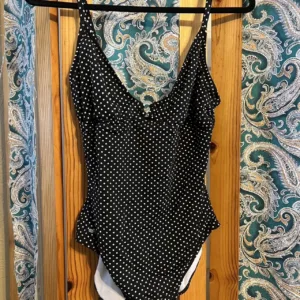 Speedo Women's Black and Navy Swimsuit-one-piece