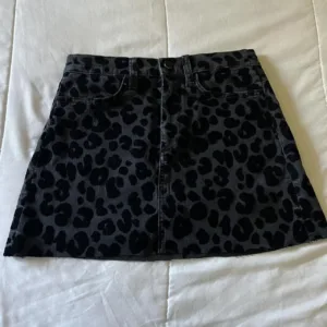 French Connection Women's Black Skirt