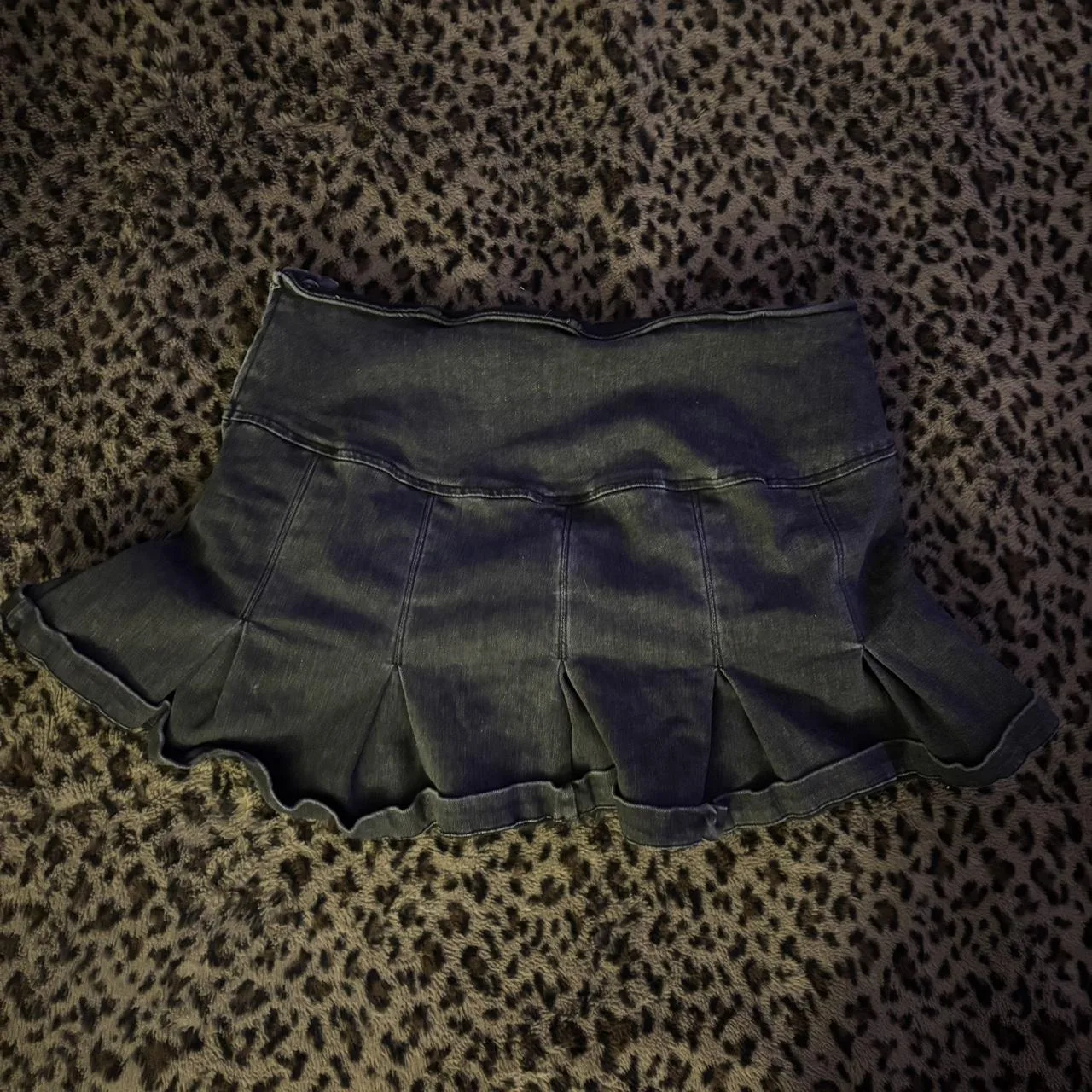 Wild Fable Women's Black and Grey Skirt - Image 2