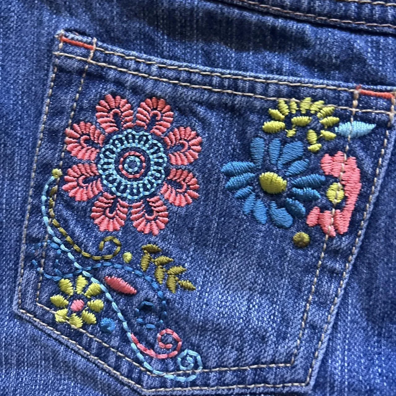 Disney Women's Navy and Blue Skirt - Image 3