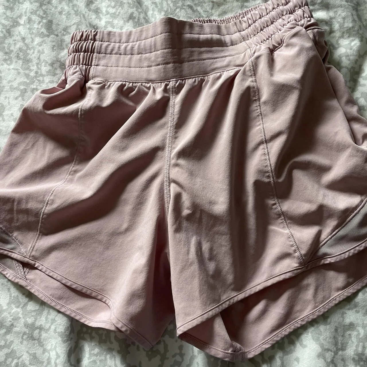 Lululemon Women's Pink Shorts - Image 2