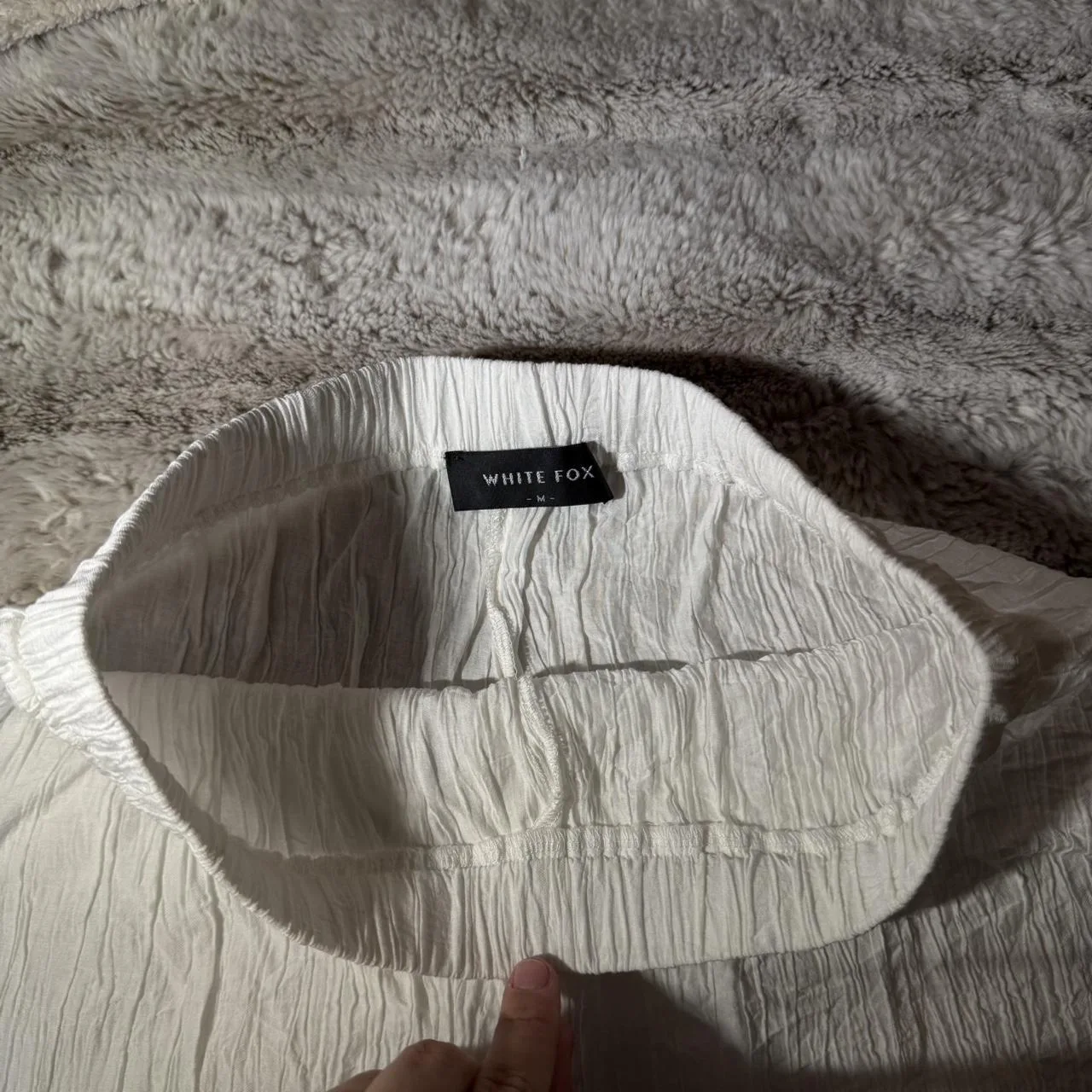 White Fox Boutique Women's White Shorts - Image 2