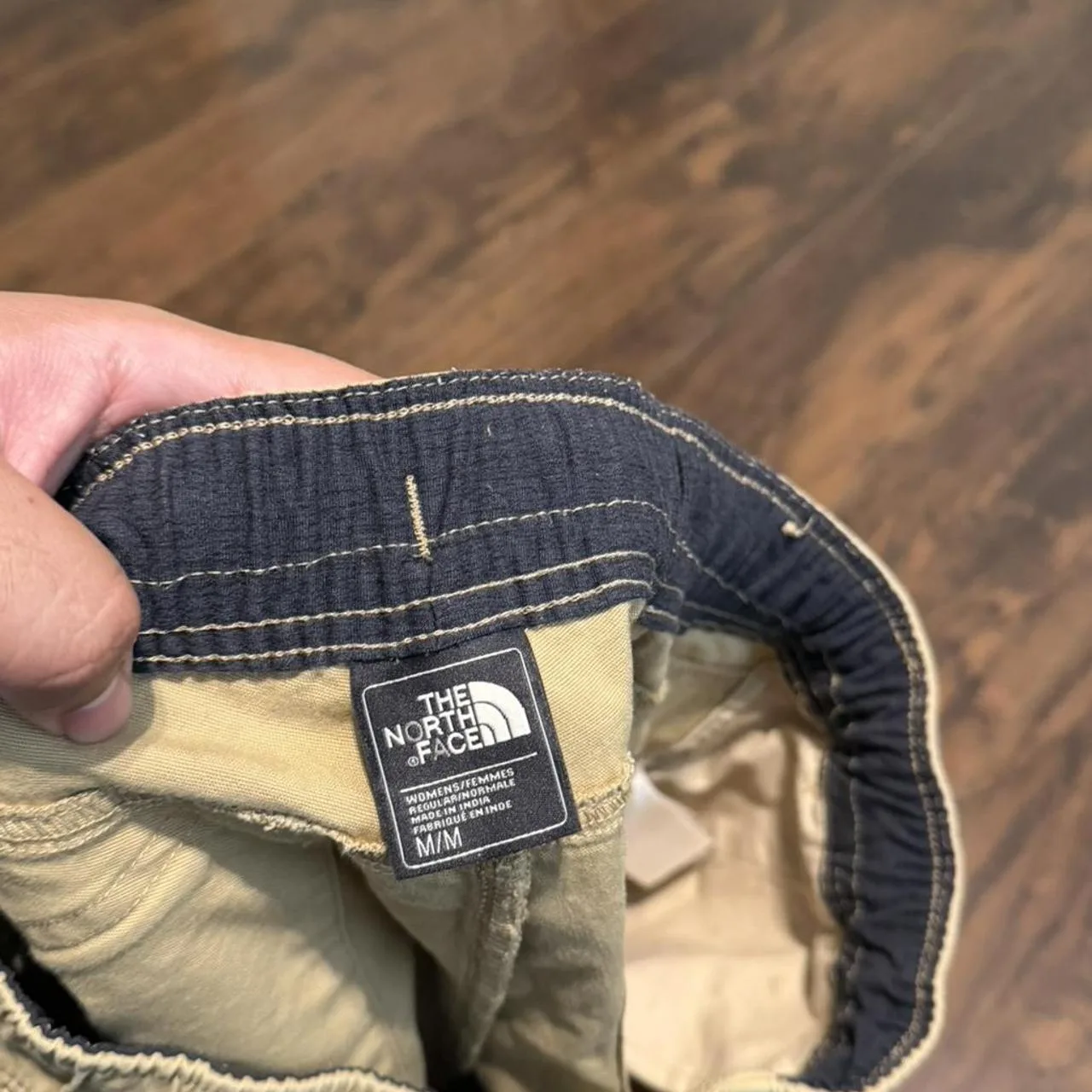 The North Face Women's Tan and Cream Shorts - Image 4