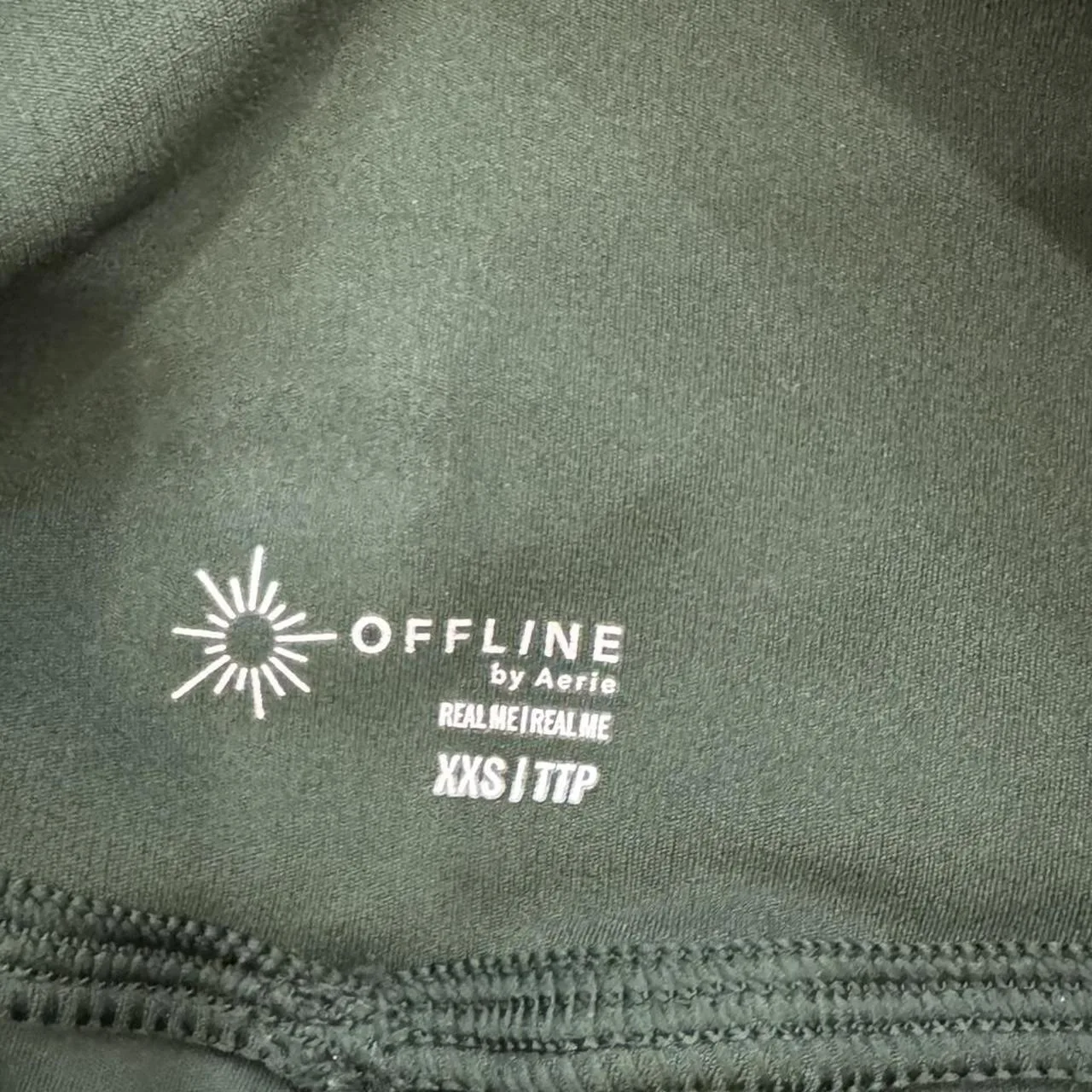 Aerie Women's Green Shorts - Image 3