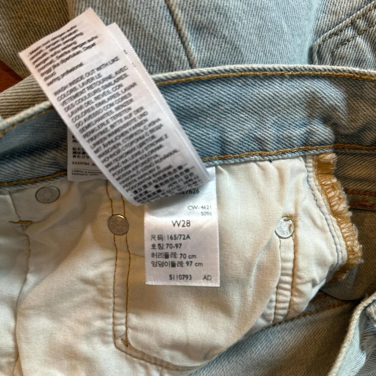 Levi's Women's Blue Shorts - Image 4