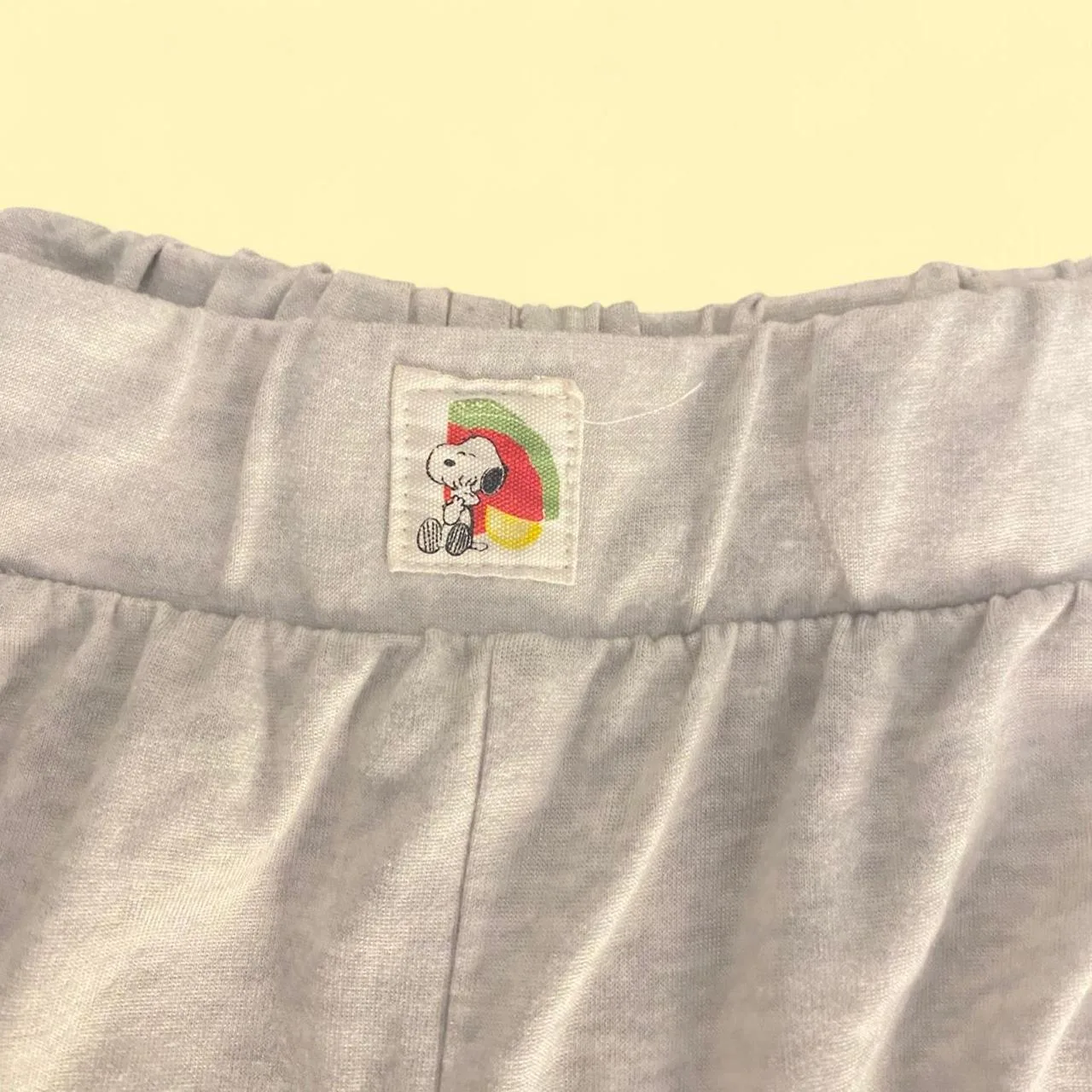 Peanuts Women's Grey and White Shorts - Image 3