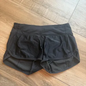 Lululemon Women's Black Shorts