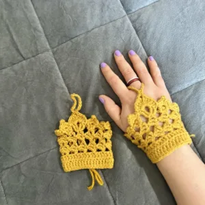 Women's Yellow Gloves