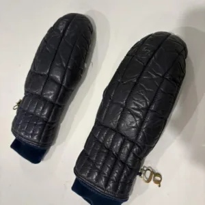 Women's Black and Navy Gloves