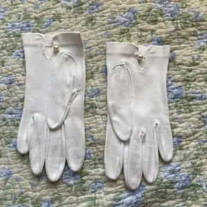 Women's White Gloves
