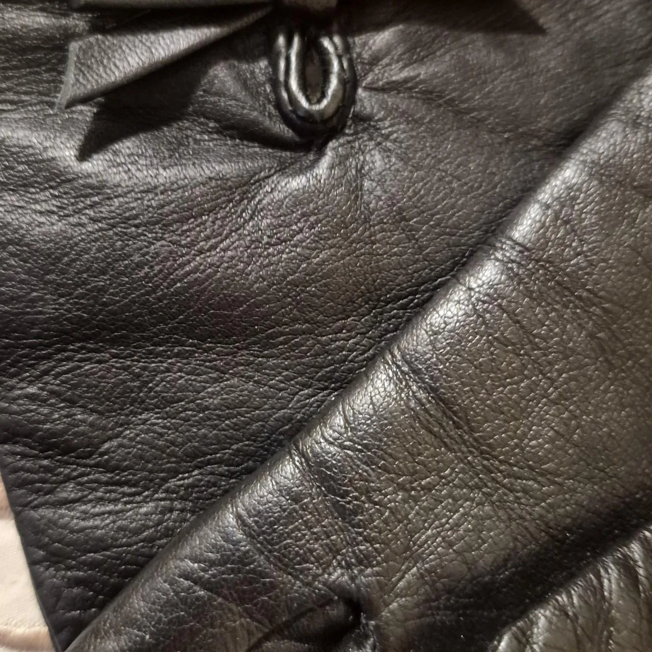 Women's Black Gloves - Image 7