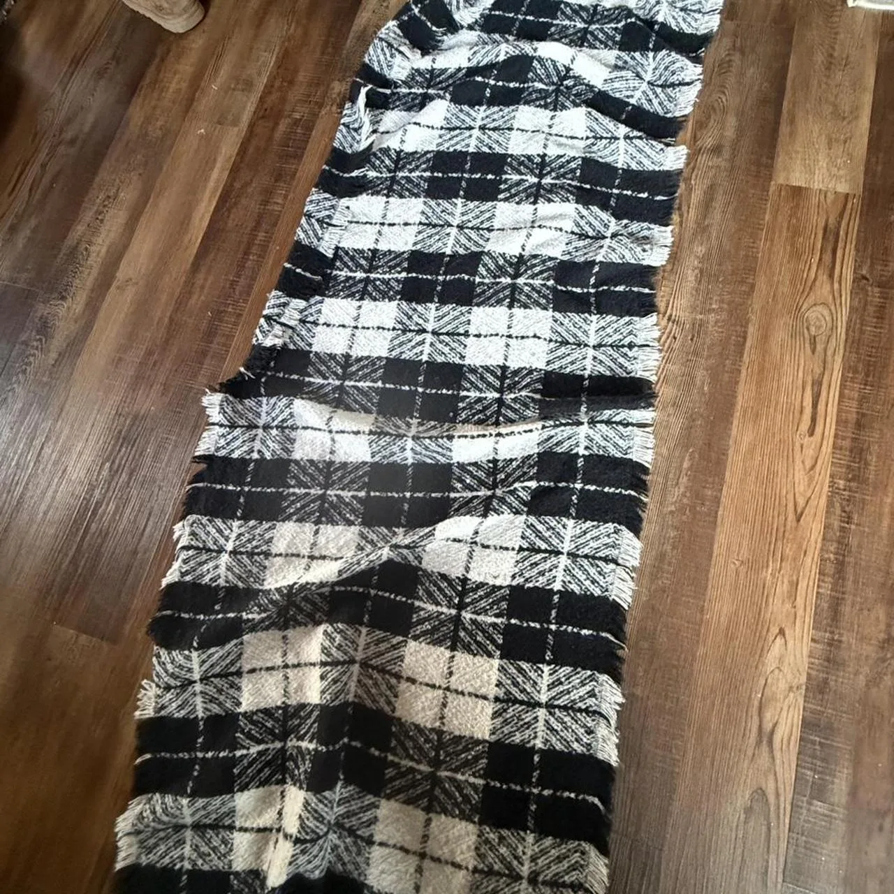 American Eagle Outfitters Women's Scarf-wraps - Image 4