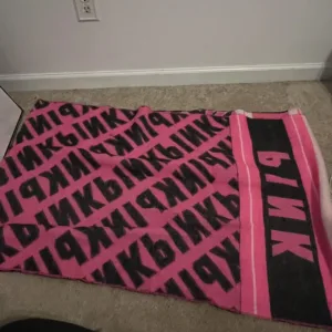 Victoria's Secret Women's multi Scarf-wraps