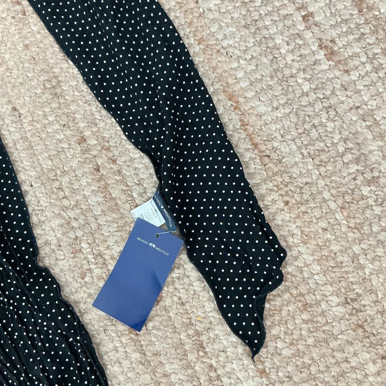 Brandy Melville Women's Black and Navy Scarf-wraps - Image 2