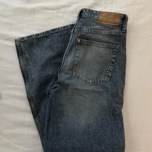 H&M Women's Blue and Navy Jeans