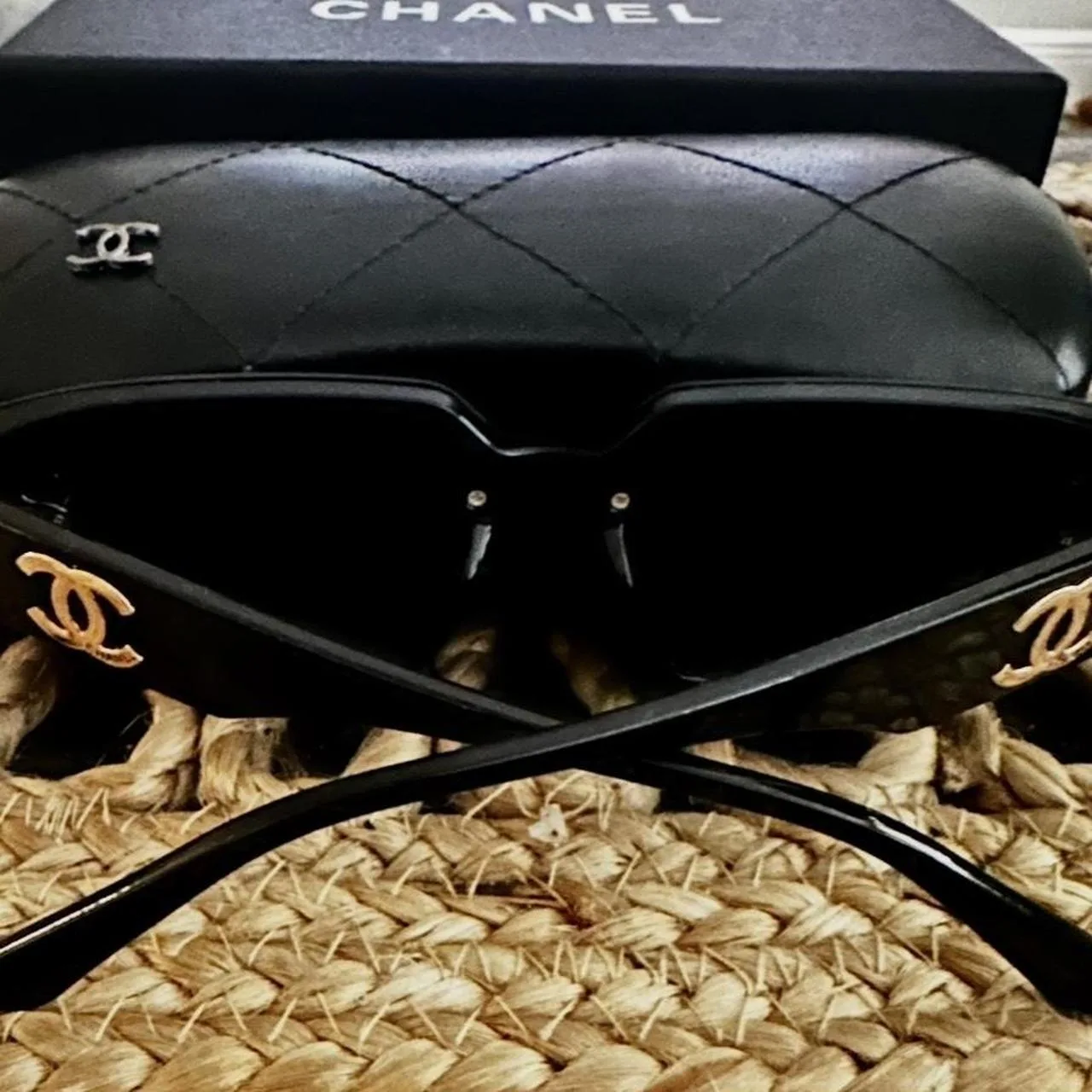 Women's Black Sunglasses - Image 2