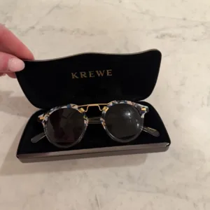 Krewe Women's Black and Brown Sunglasses