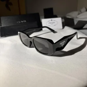 Women's Black and Grey Sunglasses