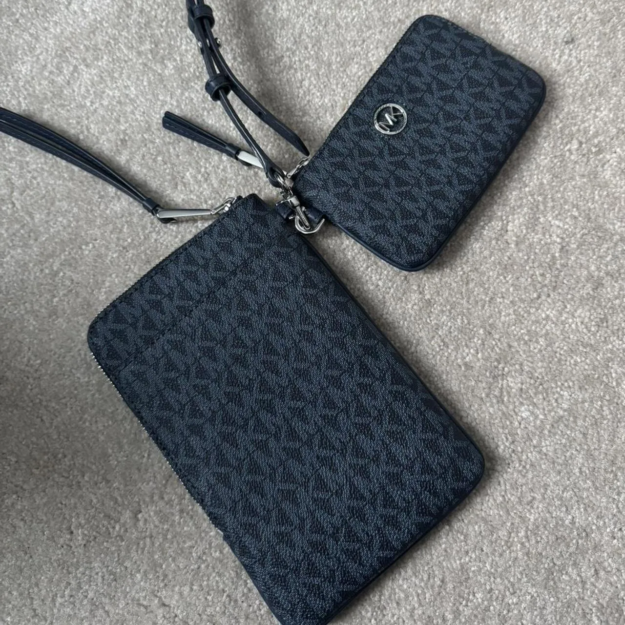 Michael Kors Women's Black and Navy Wallet-purses - Image 4