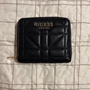 Guess Women's Black and Navy Wallet-purses