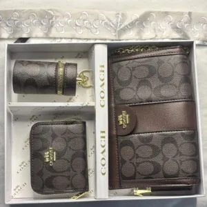 Coach Women's Brown Wallet-purses