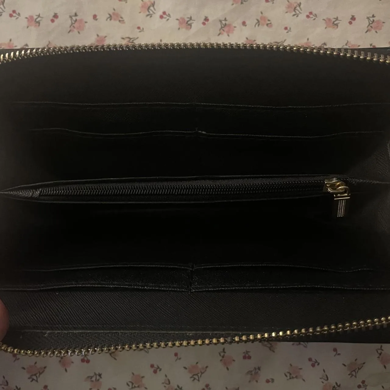 SHEIN Women's Black Wallet-purses - Image 2