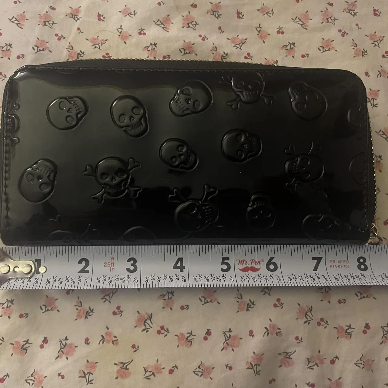 SHEIN Women's Black Wallet-purses - Image 3