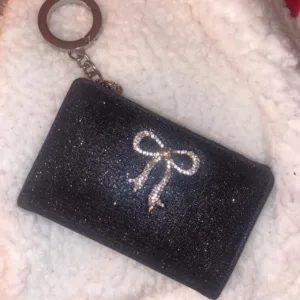 Victoria's Secret Women's Black and Navy Wallet-purses