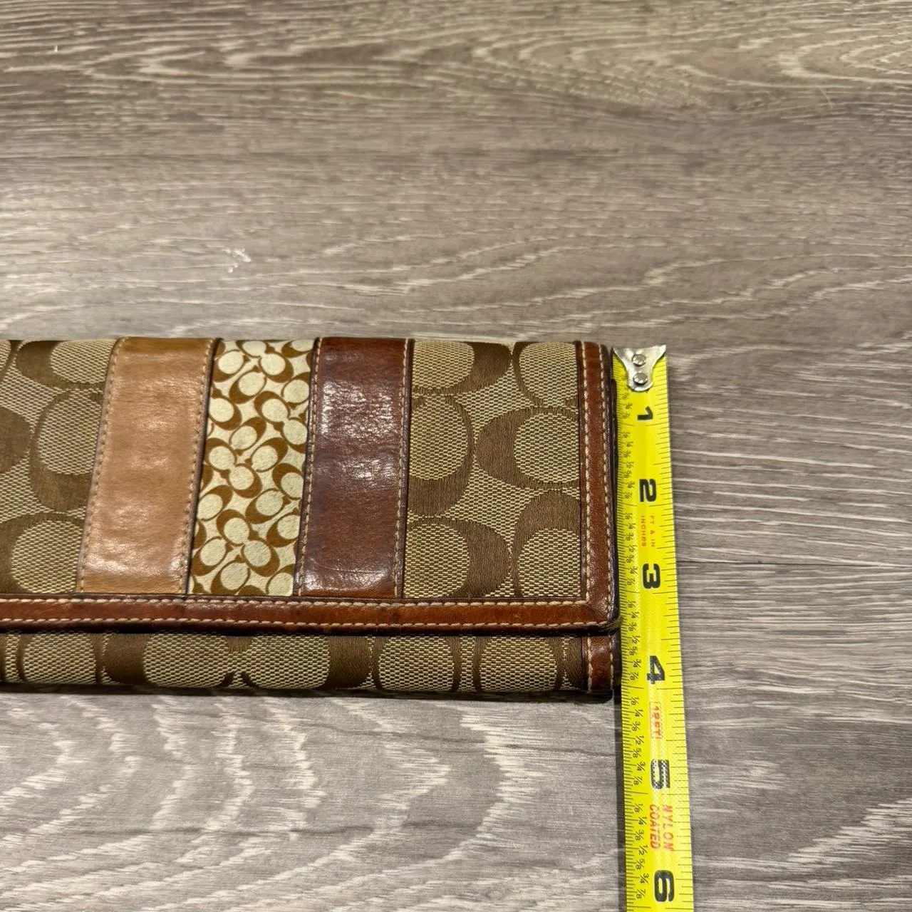 Coach Women's Brown and Tan Wallet-purses - Image 4