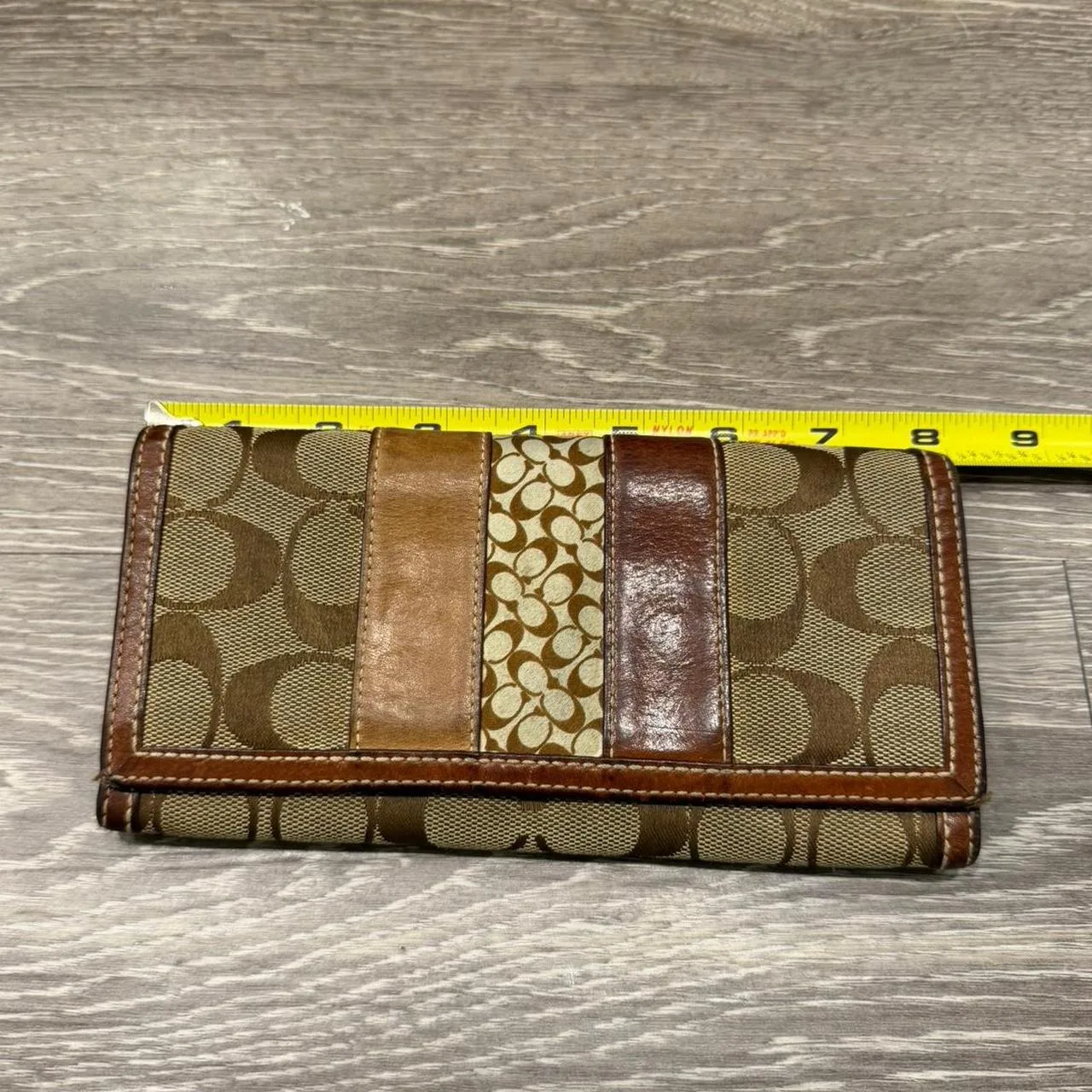 Coach Women's Brown and Tan Wallet-purses - Image 5