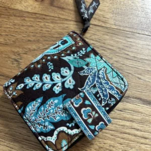 Vera Bradley Women's multi Wallet-purses