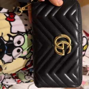 Gucci Women's Black Wallet-purses