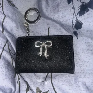 Victoria's Secret Women's Black Wallet-purses