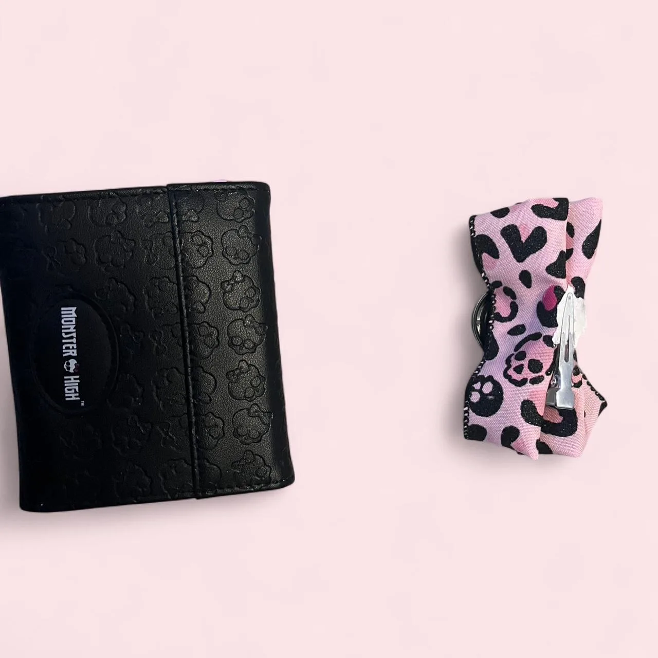 Hot Topic Women's Pink and Black Wallet-purses - Image 2