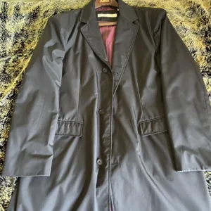 Perry Ellis Men's Navy and Black Coat