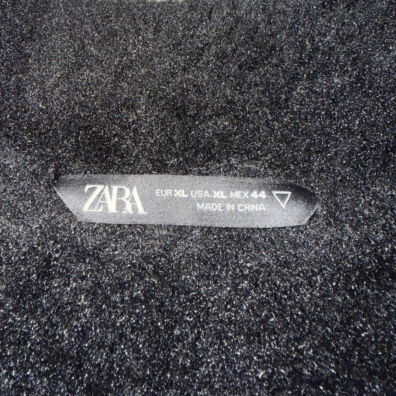 Zara Men's Black Coat - Image 3