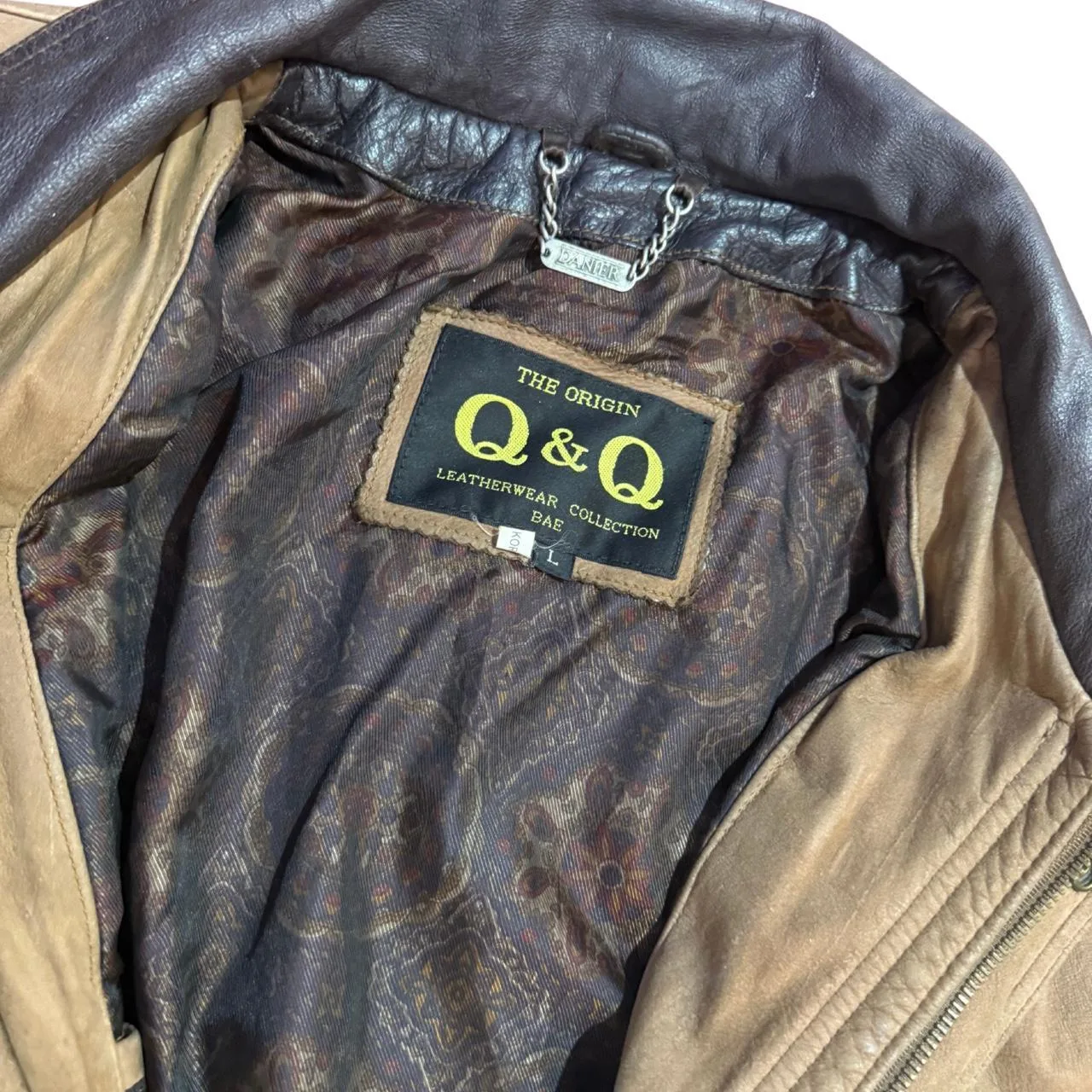 Men's Brown and Tan Coat - Image 6