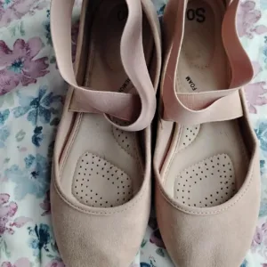SO Clothing Women's Pink and Tan Ballet-shoes